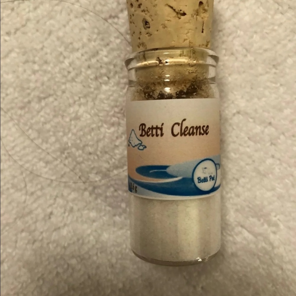Betty Pot - Picture 4 of 5